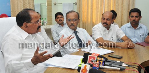 Veerappa Moily press meet in Mangalore